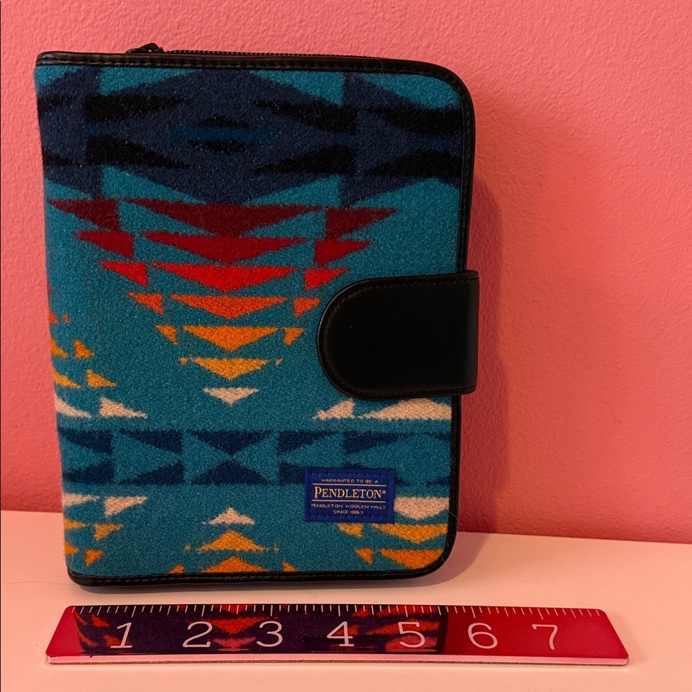 Pendleton Multicolor Geometric planner/wallet.  NWT